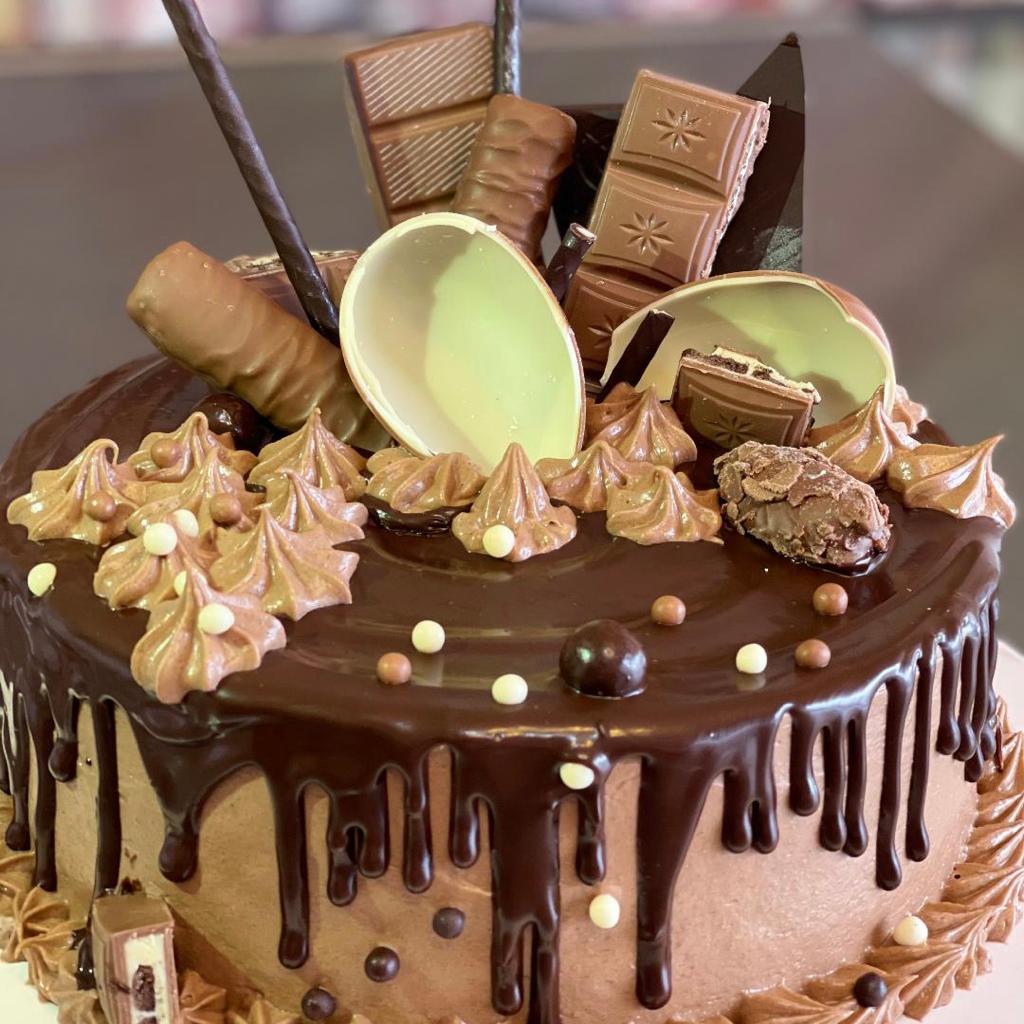 Tort kinder 141lei / kg