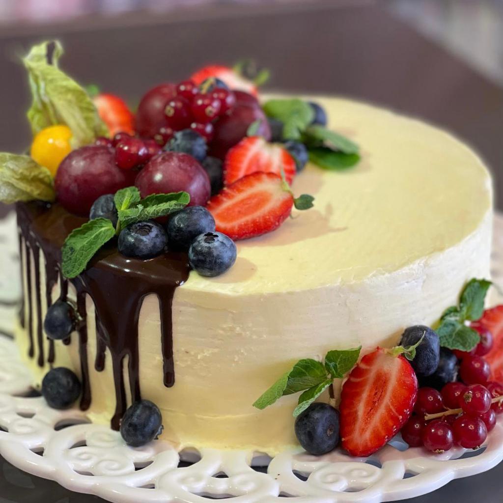 Tort mascarpone 141lei / kg